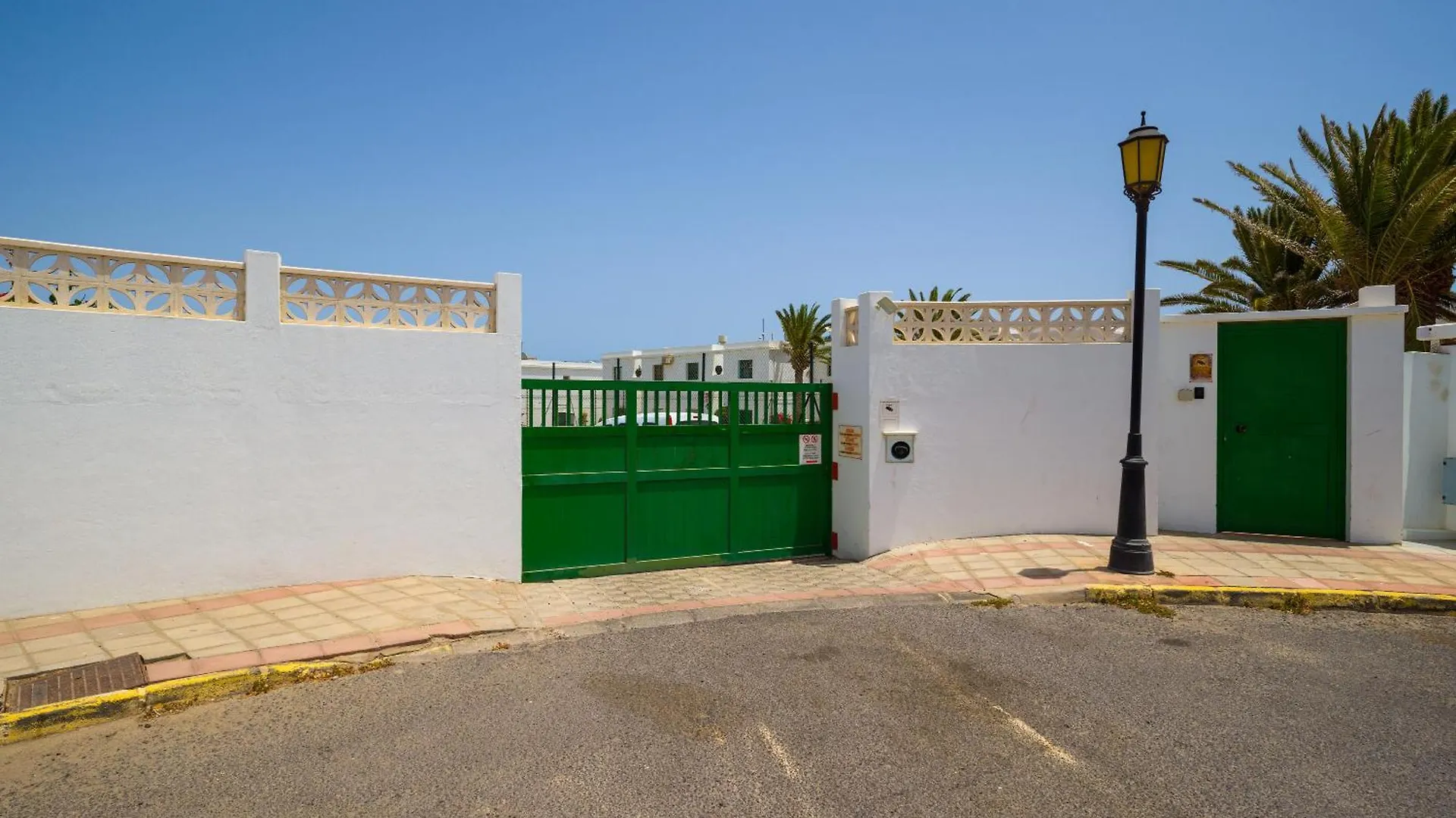 Desert Pool View & Wifi By Irent Fuerteventura Corralejo Apartment